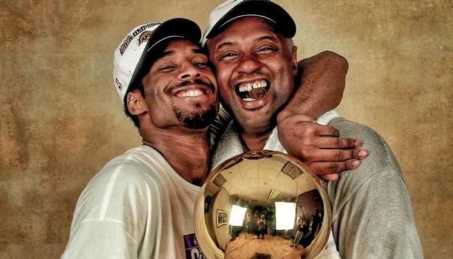 Joe e Kobe Bryant